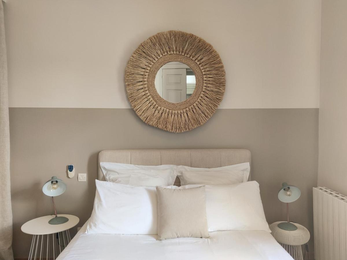 Chambres D'Hotes - Bed And Breakfast Les Palmiers Meze Bilik gambar