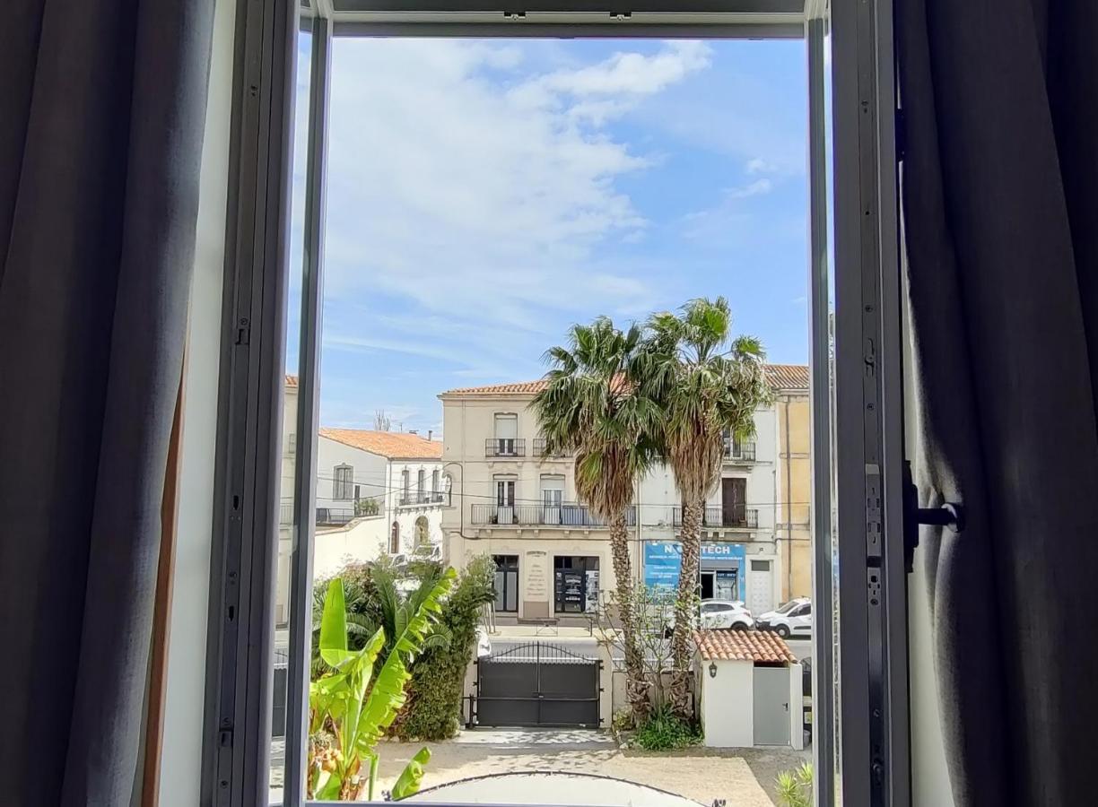 Chambres D'Hotes - Bed And Breakfast Les Palmiers Meze Bilik gambar