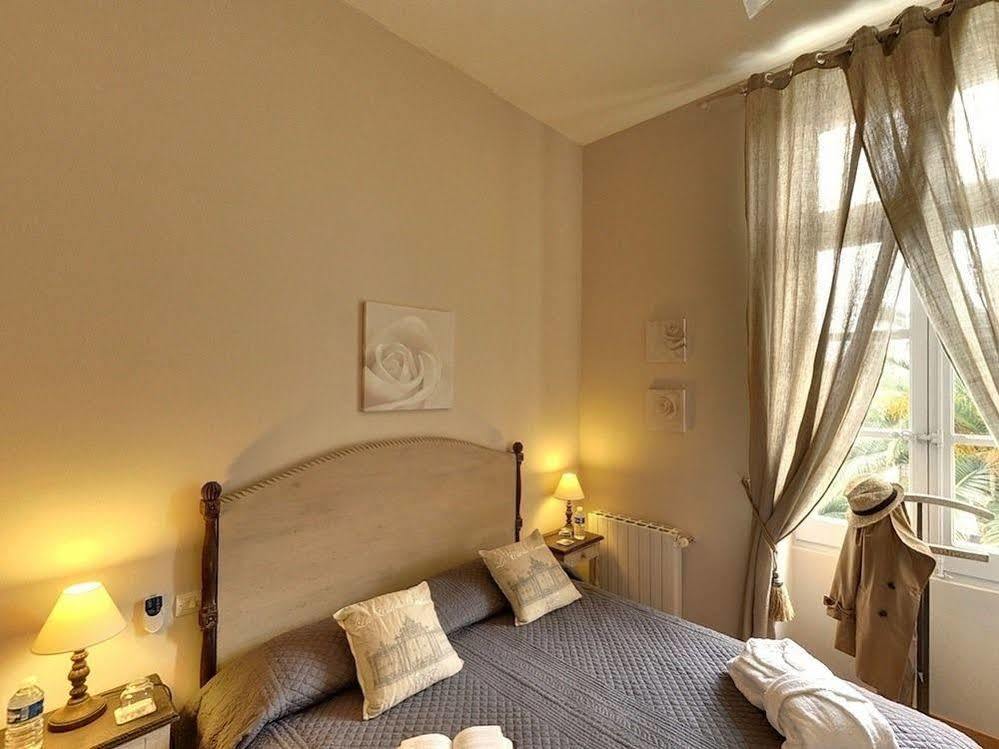 Chambres D'Hotes - Bed And Breakfast Les Palmiers Meze Luaran gambar